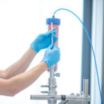 With semi-automatic filling, the syringes are screwed to the system via the Luer Lock attachment