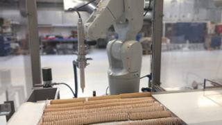 Das automatische Dekorationssystem von VARO –mit ViscoTec Dispenser.