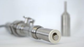 Das ViscoTec Endloskolben-Prinzip sorgt für eine pulsationsfreie kontinuierliche Dosierung im Extrusionsprozess.
