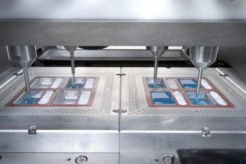 Dosing solution consumer goods: Filling of pads, tabs and pods