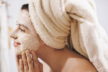 Cosmetics: Filling Abrasive Pastes