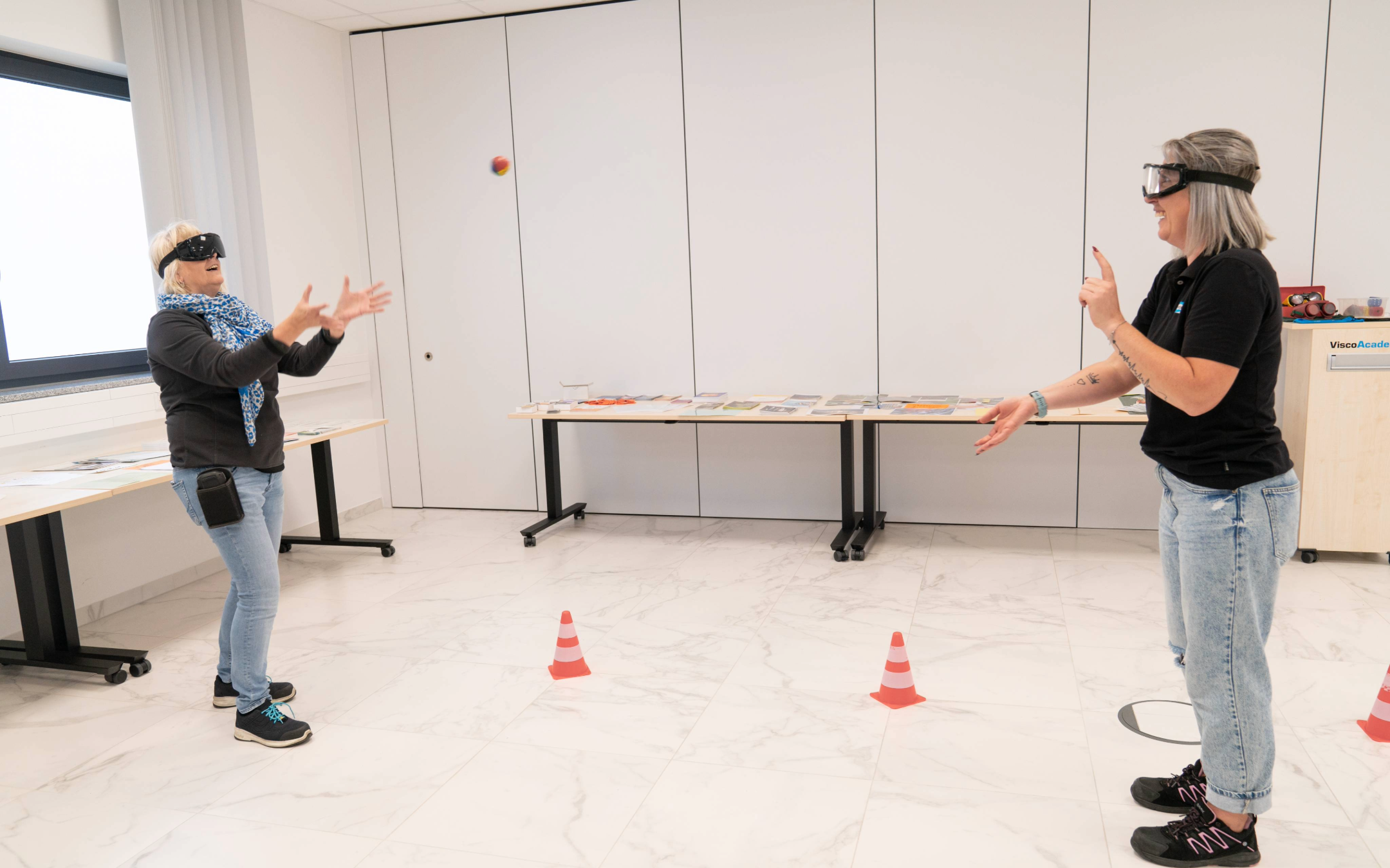 Spendenübergabe an Herzenswunsch Hospizmobil. (Bildquelle: ViscoTec)